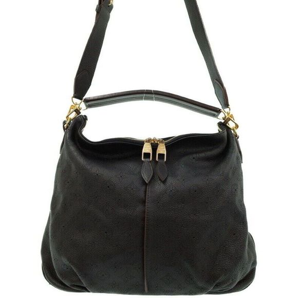 Louis Vuitton Selene MM Mahina Leather Shoulder Bag Black - Picture 1 of 8